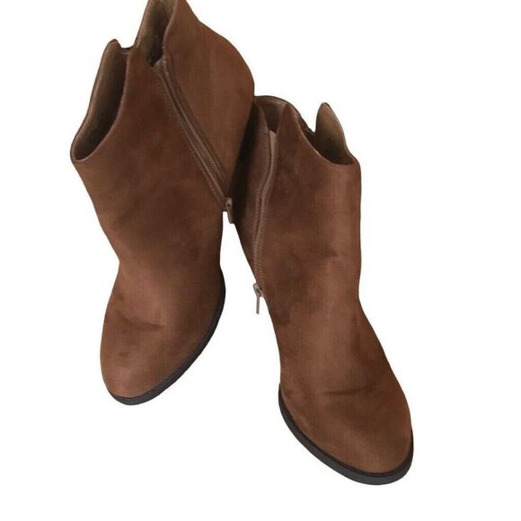 JustFab “Analia” Double Zipper Booties; Chestnut Brown Faux Suede, Size 11M - Picture 1 of 8